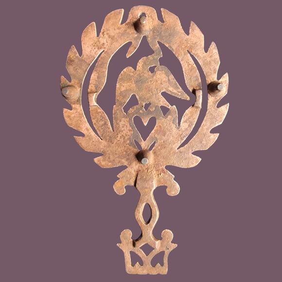 Vintage 1949 Copper Plated JZH "Eagle & Heart" Cast Iron Trivet - Picture 4 of 5